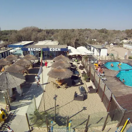 Holiday Homes Marina